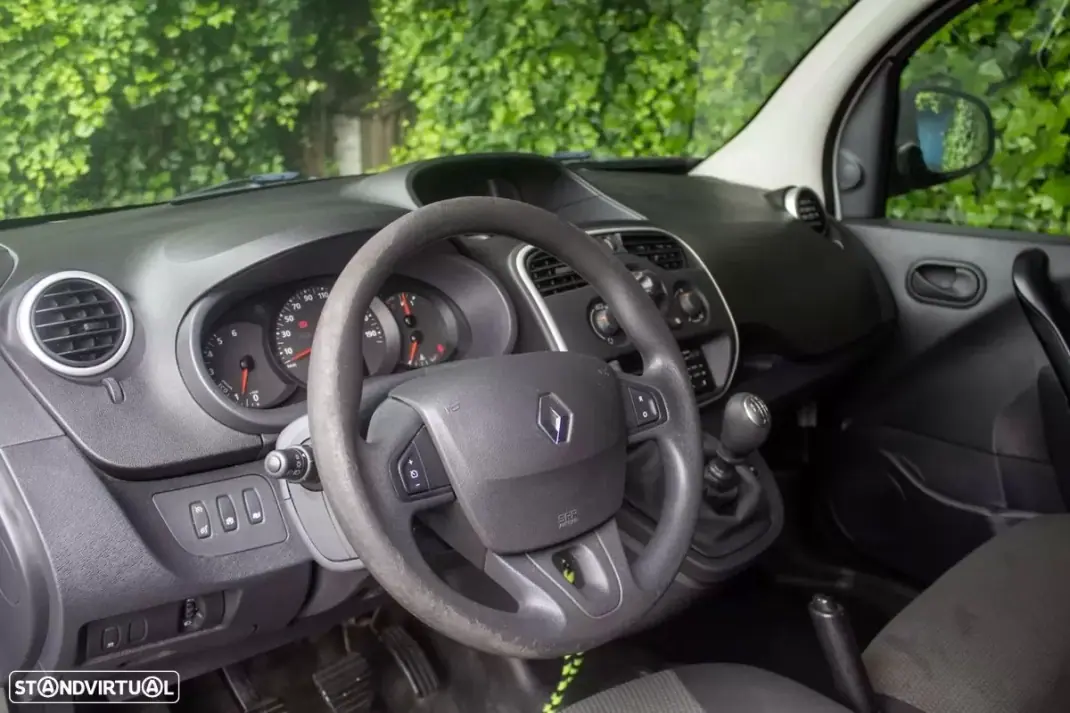 Renault Kangoo 1.5 DCi Maxi 2020 - 11900 EUR, 126000 km - AUTO.MOTO.pt - 126000km - foto 2 de 12
