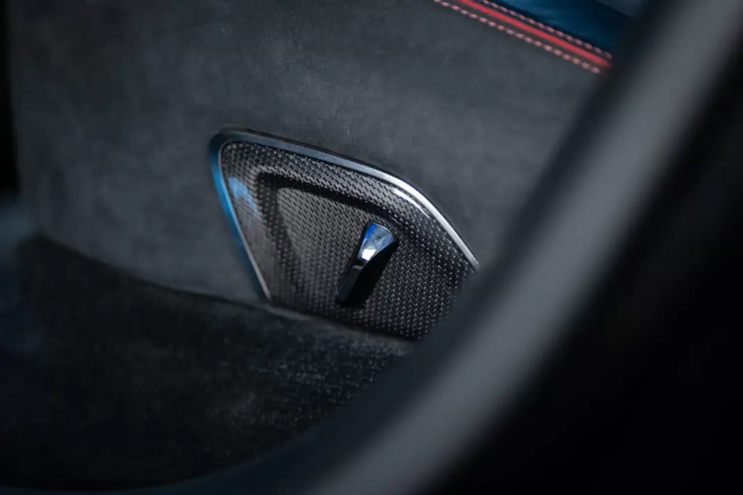 Lotus Eletre 2023 - 110000 EUR, 34626 km - AUTO.MOTO.pt - 34626km - foto 8 de 32