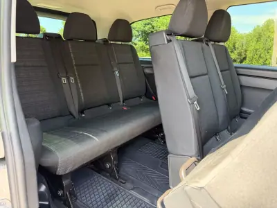 Mercedes-Benz Vito Tourer 2020 - 42500 EUR, 105000 km - AUTO.MOTO.pt - 105000km - foto 8 de 14