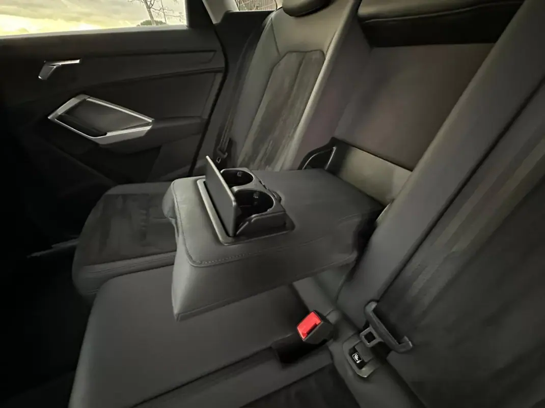 Audi Q3 Sportback 2020 - 35900 EUR, 129241 km - AUTO.MOTO.pt - 129241km - foto 30 de 31