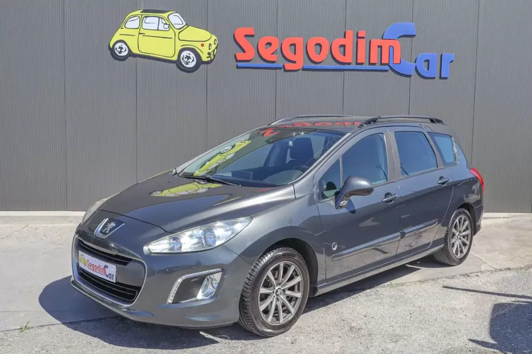 Peugeot 308 SW 2013 - 6990 EUR, 245527 km - AUTO.MOTO.pt - 245527km - foto 1 de 17