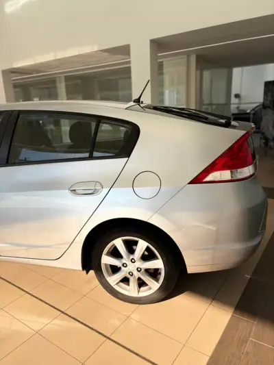Honda Insight 2011 — foto 6 de 17