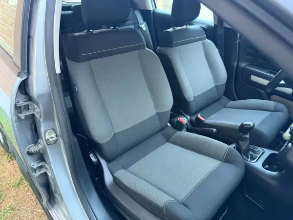 Citroën C3 2018 - 9250 EUR, 35168 km - AUTO.MOTO.pt - 35168km - foto 23 de 44