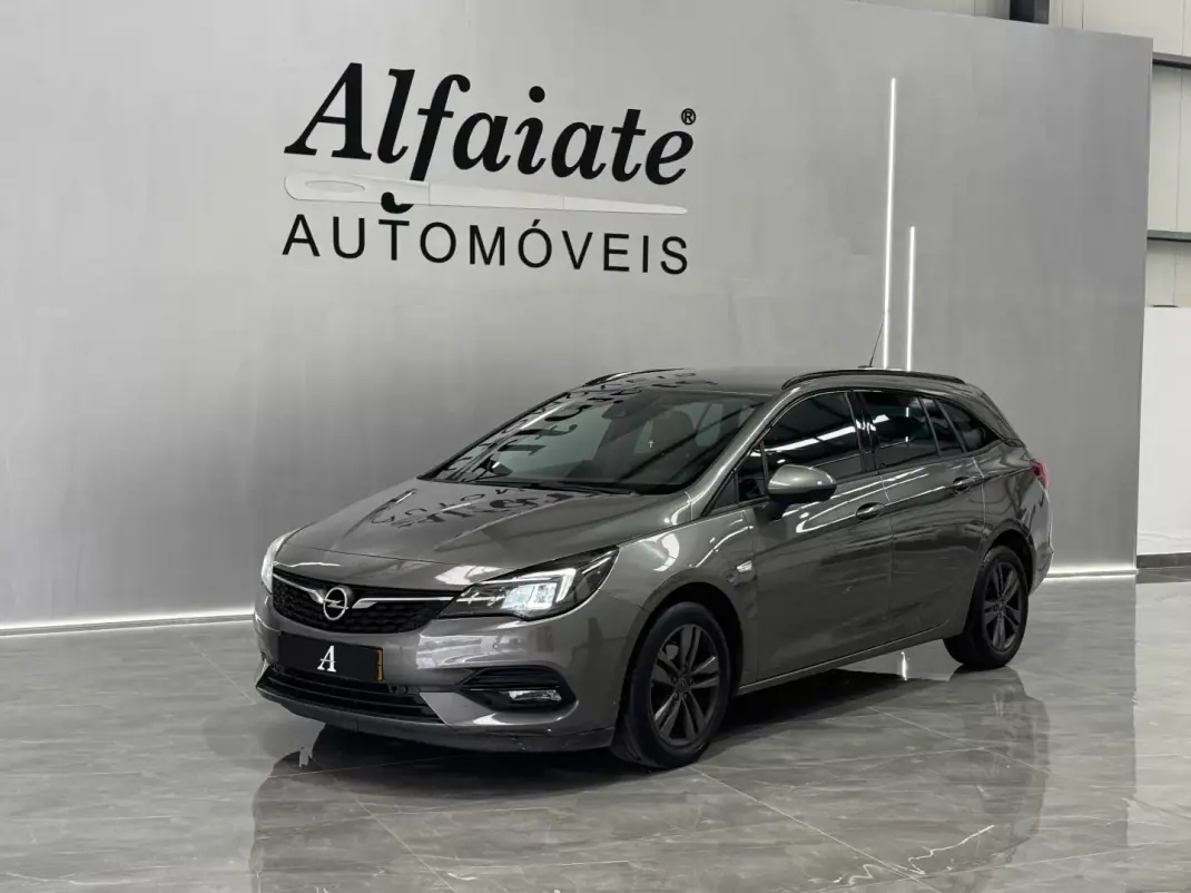 Opel Astra Sports Tourer 2019 - 11990 EUR, 117000 km - 117000km - foto 2 de 24