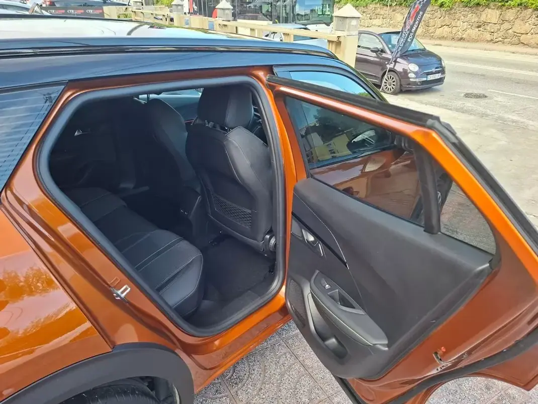 Peugeot 2008 2020 - 16900 EUR, 65308 km - 65308km - foto 29 de 39