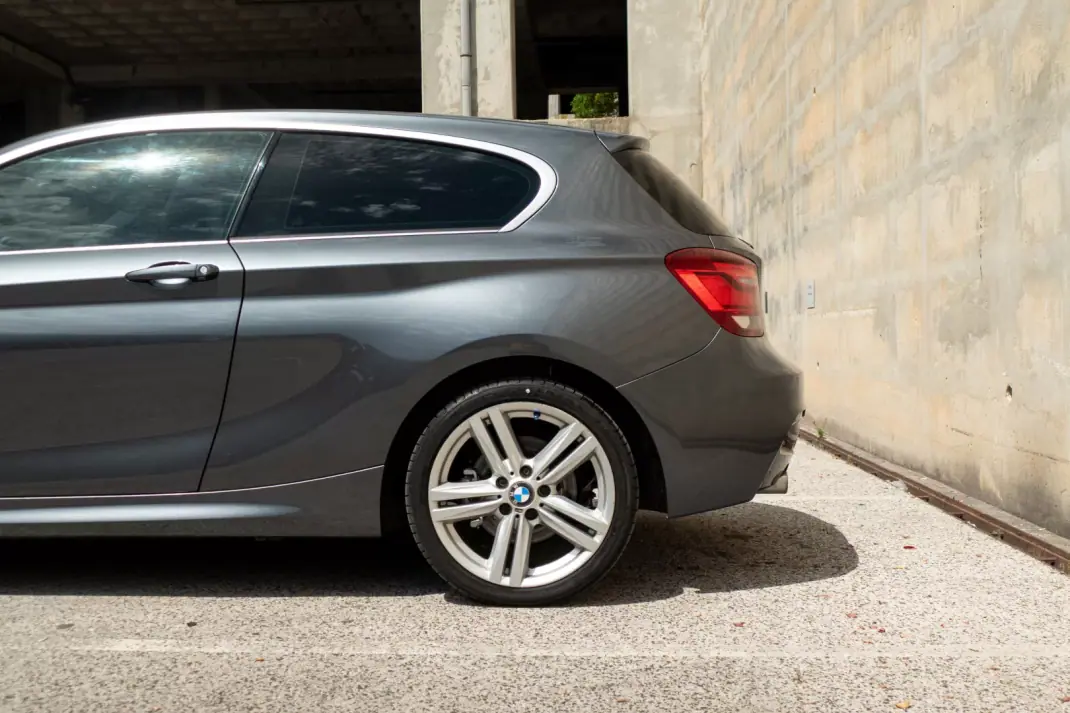 BMW 120 2014 - 18990 EUR, 140000 km - 140000km - foto 7 de 30