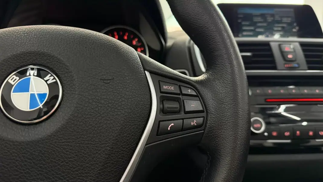 BMW 218 2016 - 19490 EUR, 108715 km - AUTO.MOTO.pt - 108715km - foto 23 de 35