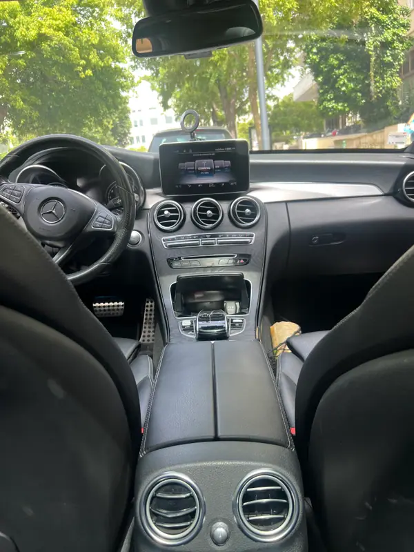 Mercedes-Benz C 350 2017 - 21275 EUR, 160000 km - AUTO.MOTO.pt - 160000km - foto 10 de 17