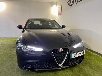 Alfa Romeo Giulia 2016 - 18500 EUR, 153000 km - AUTO.MOTO.pt - 153000km - foto 3 de 35