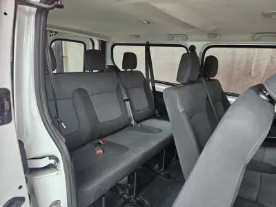 Renault Trafic 2021 - 27999 EUR, 164000 km - AUTO.MOTO.pt - 164000km - foto 9 de 14