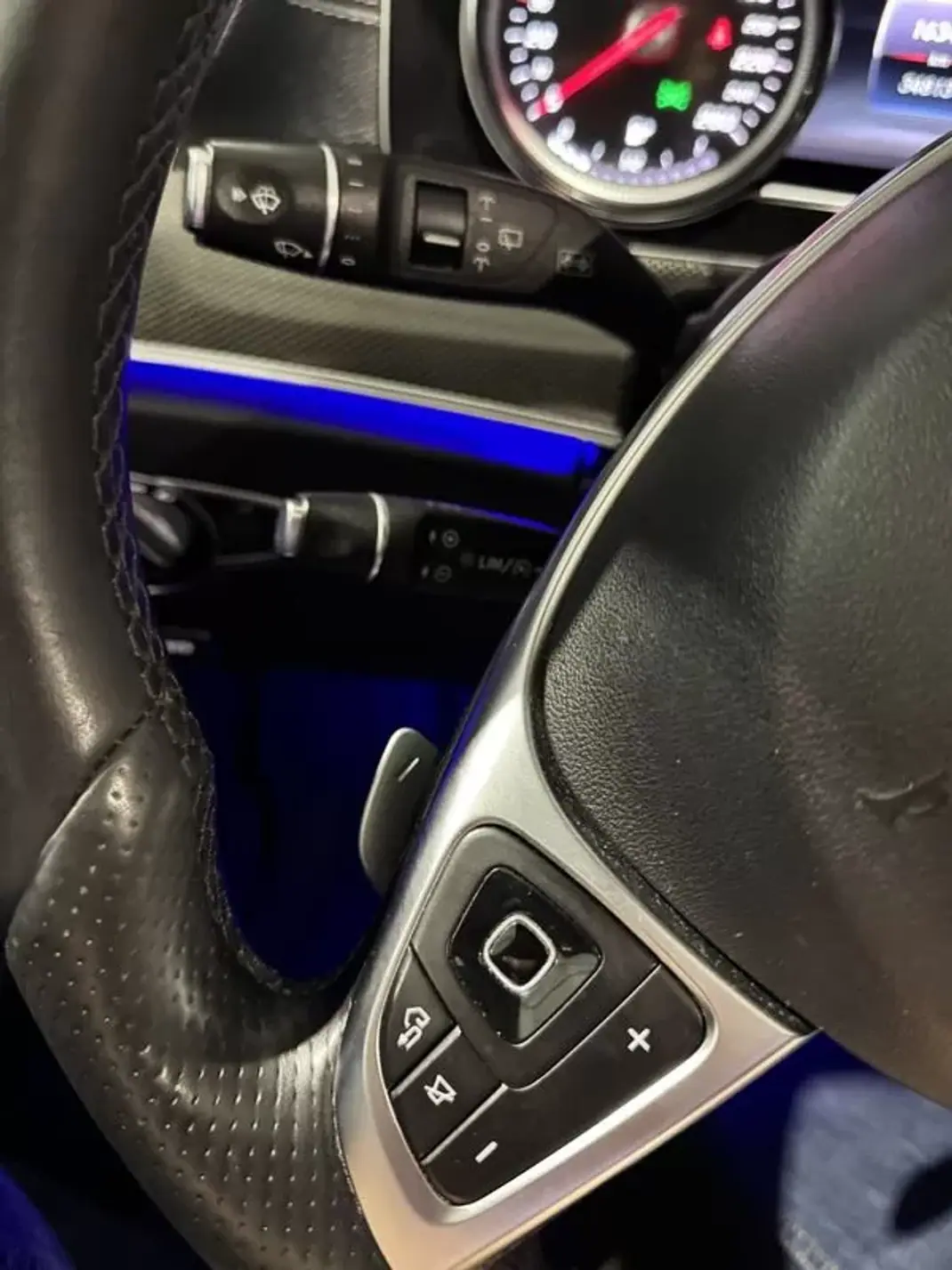 Mercedes-Benz E 220 2017 - 23900 EUR, 348000 km - 348000km - foto 27 de 58