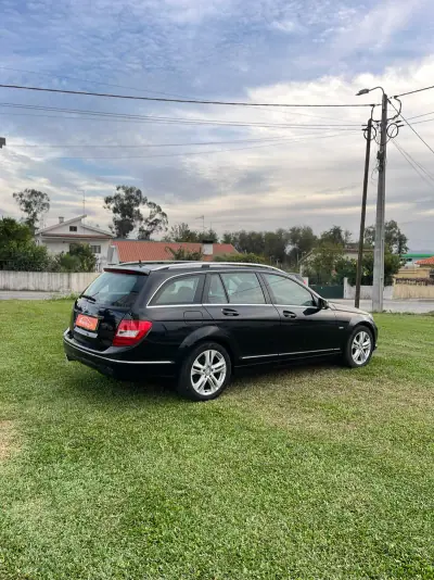 Mercedes-Benz C 220 2010 - 11900 EUR, 310000 km - AUTO.MOTO.pt - 310000km - foto 5 de 14