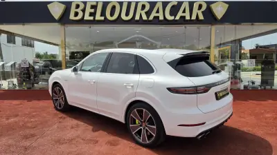 Porsche Cayenne 2022 - 120000 EUR, 42421 km - AUTO.MOTO.pt - 42421km - foto 3 de 27