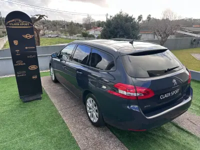 Peugeot 308 SW 2016 - 8900 EUR, 200000 km - AUTO.MOTO.pt - 200000km - foto 13 de 51