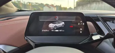 Volkswagen ID.5 2023 - 35750 EUR, 57000 km - AUTO.MOTO.pt - 57000km - foto 14 de 28