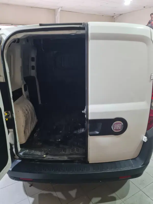 Fiat Doblo 2012 - 5900 EUR, 313000 km - AUTO.MOTO.pt - 313000km - foto 16 de 16