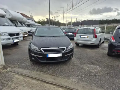 Peugeot 308 SW 2016 - 11900 EUR, 276600 km - AUTO.MOTO.pt - 276600km - foto 2 de 12