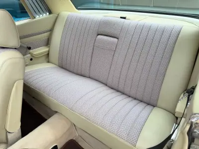 Mercedes-Benz SLC 180 1977 - 29900 EUR, 84000 km - AUTO.MOTO.pt - 84000km - foto 9 de 12