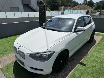 BMW 118 2015 - 16000 EUR, 220000 km - AUTO.MOTO.pt - 220000km - foto 6 de 65