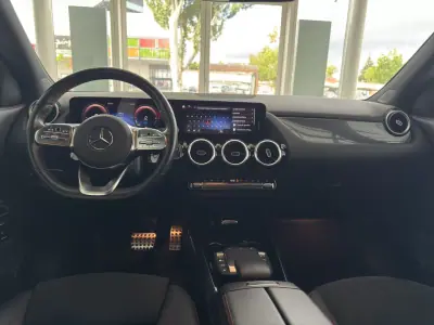 Mercedes-Benz GLA 250 2022 - 36950 EUR, 56657 km - AUTO.MOTO.pt - 56657km - foto 8 de 10