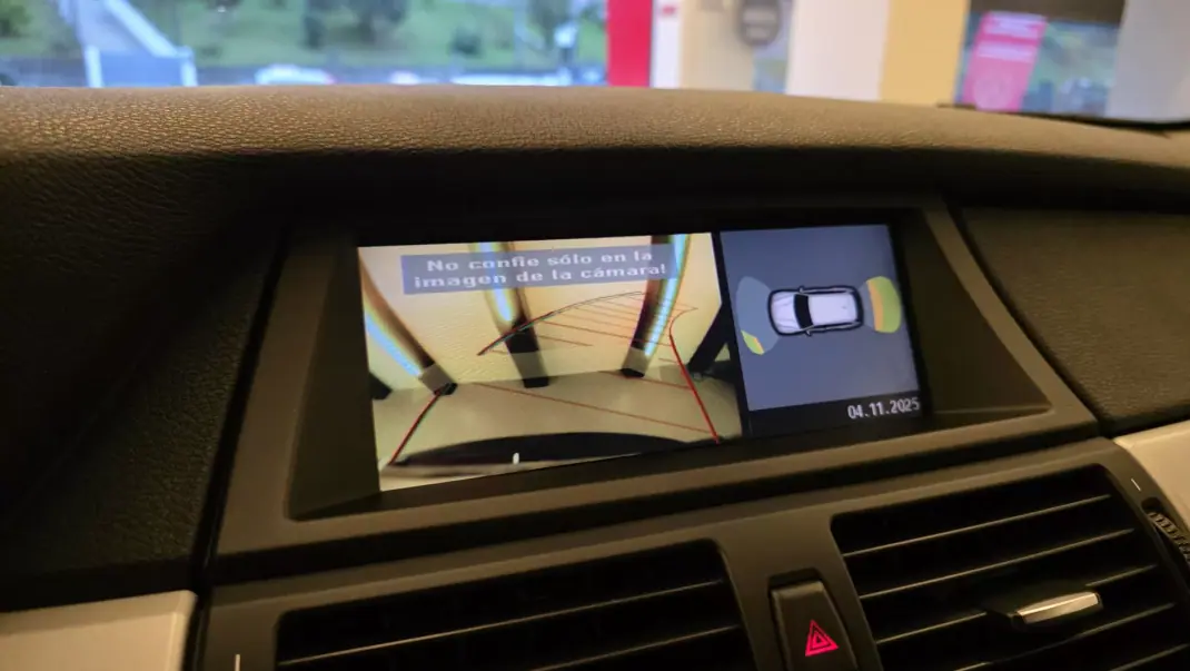 BMW X5 2008 - 14900 EUR, 273516 km - AUTO.MOTO.pt - 273516km - foto 38 de 51