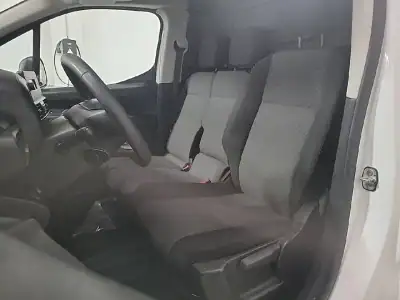 Citroën Berlingo 1.6 HDI Control 2019 - 11400 EUR, 82669 km - AUTO.MOTO.pt - 82669km - foto 9 de 21