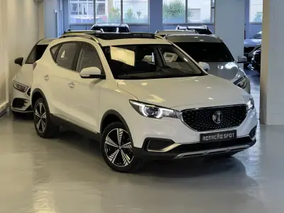 MG ZS 2020 - 17990 EUR, 40000 km - AUTO.MOTO.pt - 40000km - foto 2 de 60