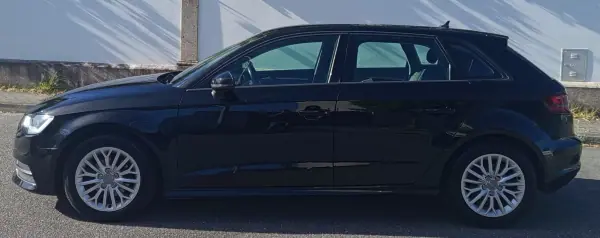 Audi A3 2016 - 11990 EUR, 206100 km - AUTO.MOTO.pt - 206100km - foto 6 de 16