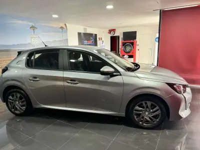 Peugeot 208 2022 - 16750 EUR, 121000 km - AUTO.MOTO.pt - 121000km - foto 3 de 18