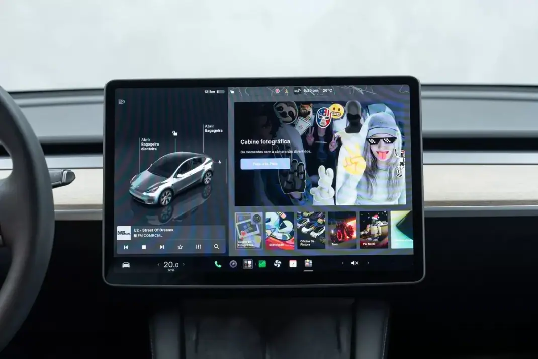 Tesla Model Y 2023 - 35950 EUR, 57000 km - 57000km - foto 44 de 49