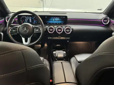 Mercedes-Benz A 180 2018 - 22990 EUR, 119000 km - AUTO.MOTO.pt - 119000km - foto 8 de 12