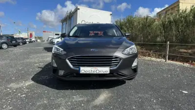 Ford Focus SW 2020 - 13800 EUR, 134000 km - AUTO.MOTO.pt - 134000km - foto 2 de 26