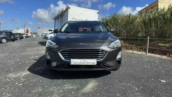 Ford Focus SW 2020 - 13800 EUR, 134000 km - AUTO.MOTO.pt - 134000km - foto 2 de 26