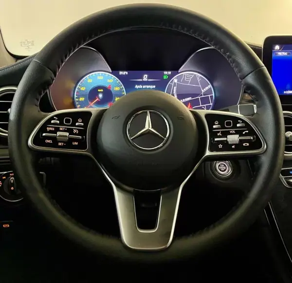 Mercedes-Benz GLC 220 2020 - 39500 EUR, 165000 km - AUTO.MOTO.pt - 165000km - foto 19 de 34