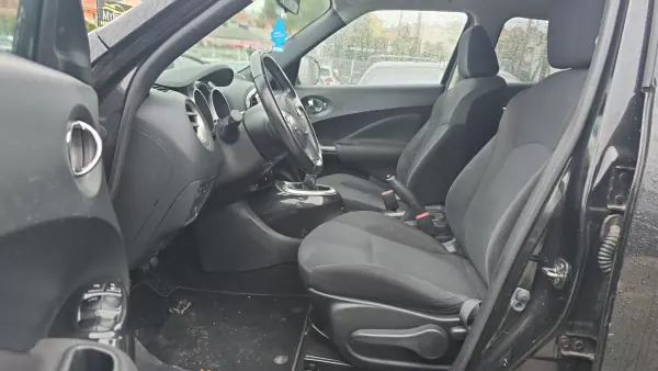 Nissan Juke 2014 - 10900 EUR, 206000 km - AUTO.MOTO.pt - 206000km - foto 3 de 5