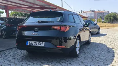 SEAT Leon ST 2024 - 19950 EUR, 80567 km - AUTO.MOTO.pt - 80567km - foto 5 de 9