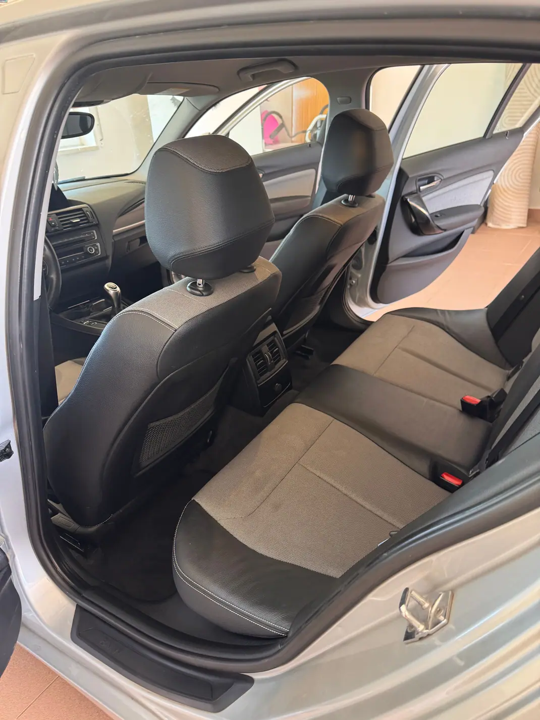 BMW 116 2013 - 8500 EUR, 210000 km - 210000km - foto 14 de 15