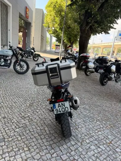 SYM ADX 2022 - 1950 EUR, 10350 km - AUTO.MOTO.pt - 10350km - foto 3 de 7