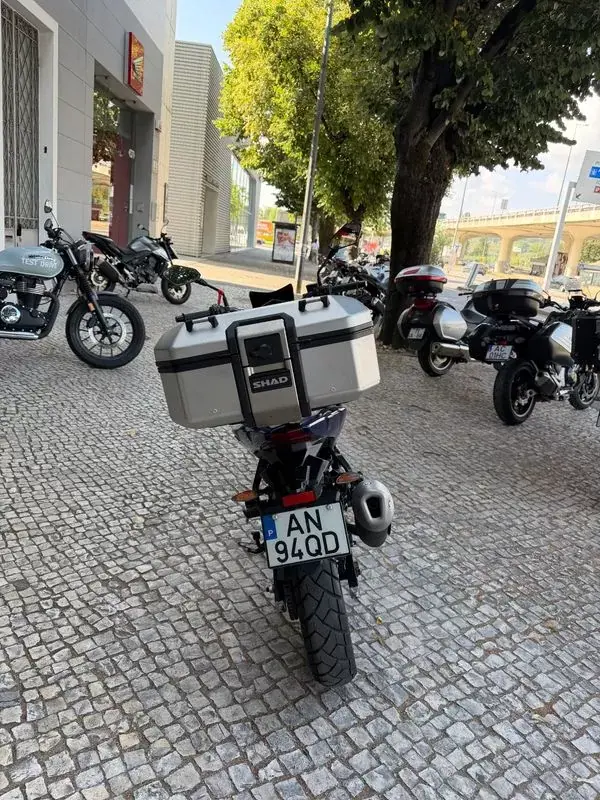 SYM ADX 2022 - 1950 EUR, 10350 km - AUTO.MOTO.pt - 10350km - foto 3 de 7