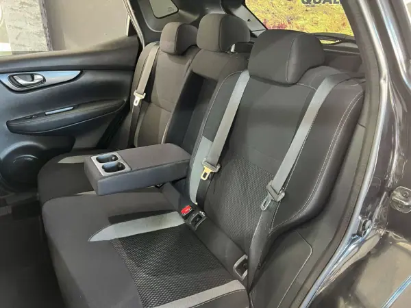 Nissan Qashqai 2019 - 16900 EUR, 120094 km - AUTO.MOTO.pt - 120094km - foto 21 de 22