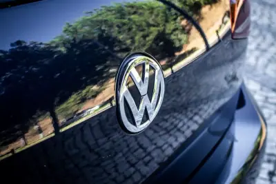 Volkswagen Golf 2015 - 24990 EUR, 83192 km - AUTO.MOTO.pt - 83192km - foto 12 de 45