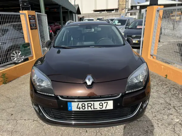 Renault Mégane Sport Tourer 2012 - 6450 EUR, 245827 km - AUTO.MOTO.pt - 245827km - foto 5 de 14