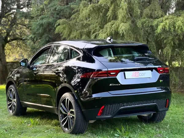 Jaguar E-Pace 2018 - 29750 EUR, 77000 km - AUTO.MOTO.pt - 77000km - foto 17 de 53