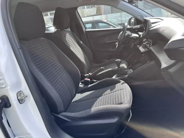 Peugeot 2008 2020 - 14900 EUR, 129000 km - AUTO.MOTO.pt - 129000km - foto 50 de 56