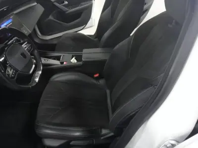 Peugeot 308 2022 - 22750 EUR, 97000 km - AUTO.MOTO.pt - 97000km - foto 14 de 33