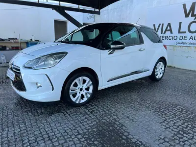 Citroën DS3 2010 - 6500 EUR, 220000 km - AUTO.MOTO.pt - 220000km - foto 2 de 11