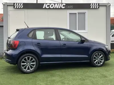 Volkswagen Polo 2010 - 7490 EUR, 151000 km - AUTO.MOTO.pt - 151000km - foto 6 de 30