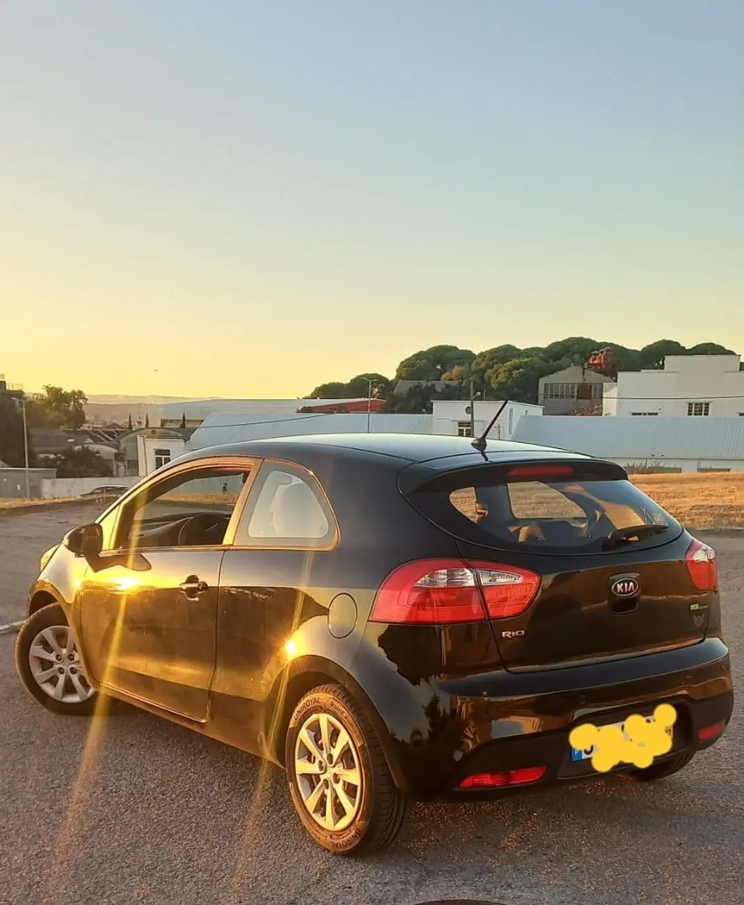 Kia Rio 2012 - 4800 EUR, 188335 km - 188335km - foto 4 de 10