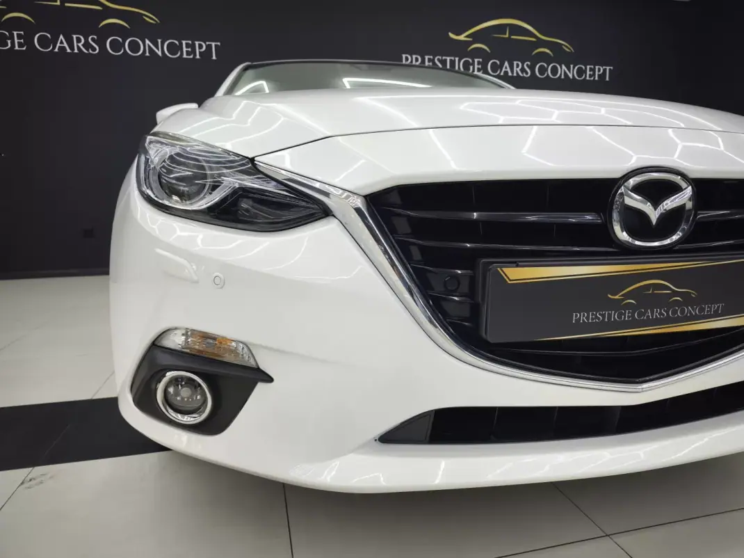 Mazda 3 2016 - 12450 EUR, 207205 km - AUTO.MOTO.pt - 207205km - foto 9 de 40