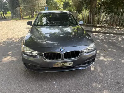 BMW 318 2016 - 15250 EUR, 172000 km - AUTO.MOTO.pt - 172000km - foto 25 de 27